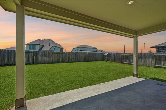 17223 Bainham Forest Trail, Hockley, TX 77447