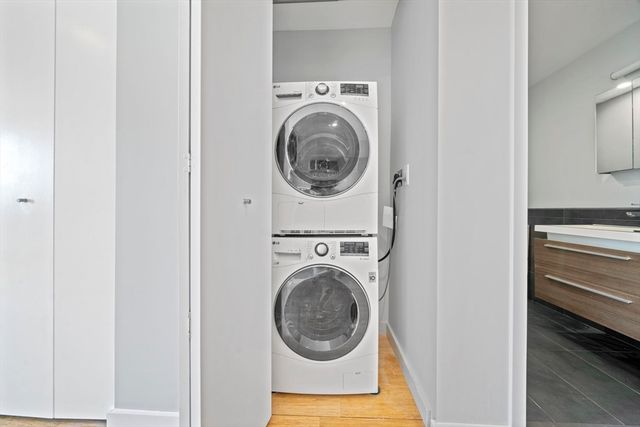 691 Massachusetts Ave 504, Boston, MA 02118