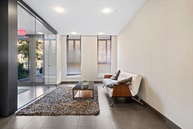 691 Massachusetts Ave 504, Boston, MA 02118