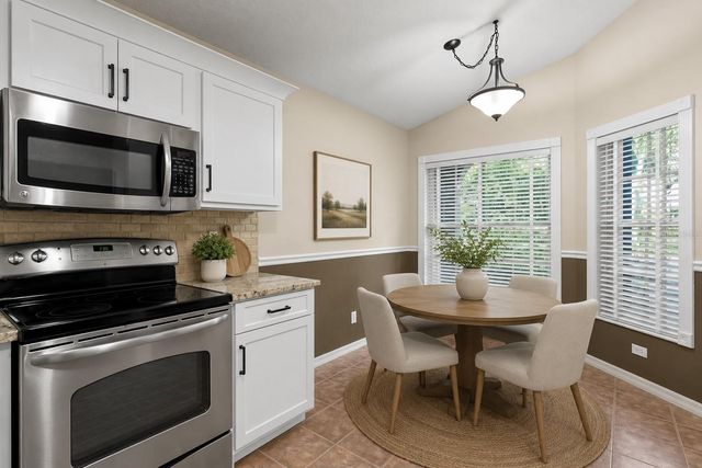 10238 WOODFORD BRIDGE STREET, Tampa, FL 33626