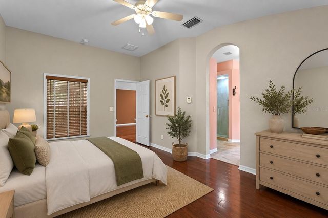 10238 WOODFORD BRIDGE STREET, Tampa, FL 33626