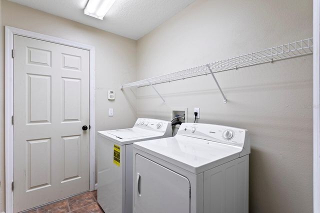 10238 WOODFORD BRIDGE STREET, Tampa, FL 33626