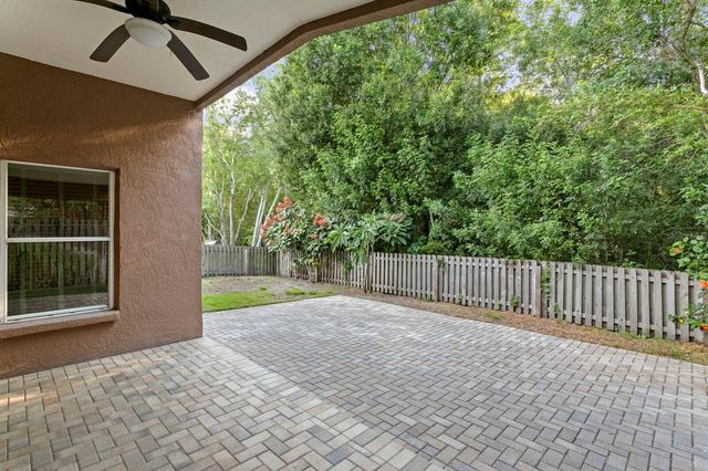 10238 WOODFORD BRIDGE STREET, Tampa, FL 33626