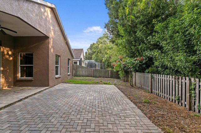 10238 WOODFORD BRIDGE STREET, Tampa, FL 33626