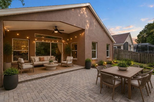10238 WOODFORD BRIDGE STREET, Tampa, FL 33626
