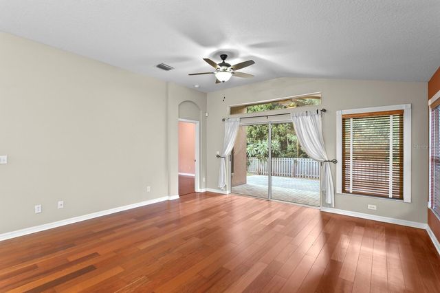 10238 WOODFORD BRIDGE STREET, Tampa, FL 33626