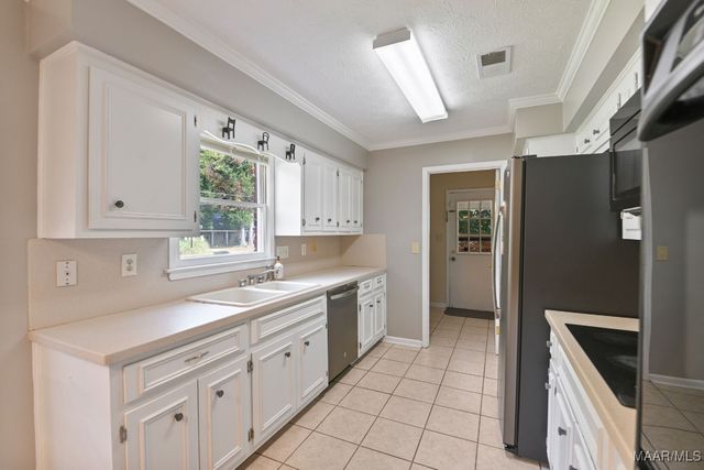 534 Grove Park Drive, Montgomery, AL 36109