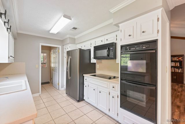 534 Grove Park Drive, Montgomery, AL 36109