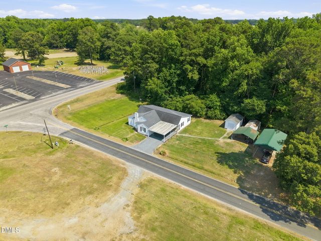 25 Eugene Jernigan Road, Dunn, NC 28334
