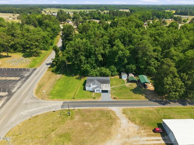 25 Eugene Jernigan Road, Dunn, NC 28334
