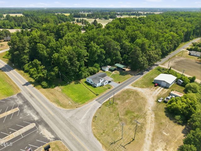 25 Eugene Jernigan Road, Dunn, NC 28334