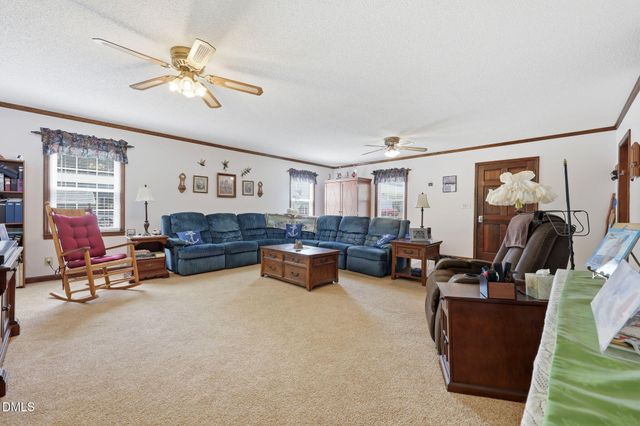 25 Eugene Jernigan Road, Dunn, NC 28334