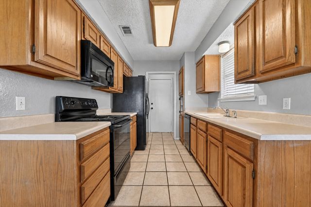 705 Parkwest Boulevard, Saginaw, TX 76179