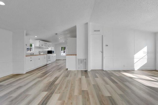 17309 PALM DRIVE, Montverde, FL 34756