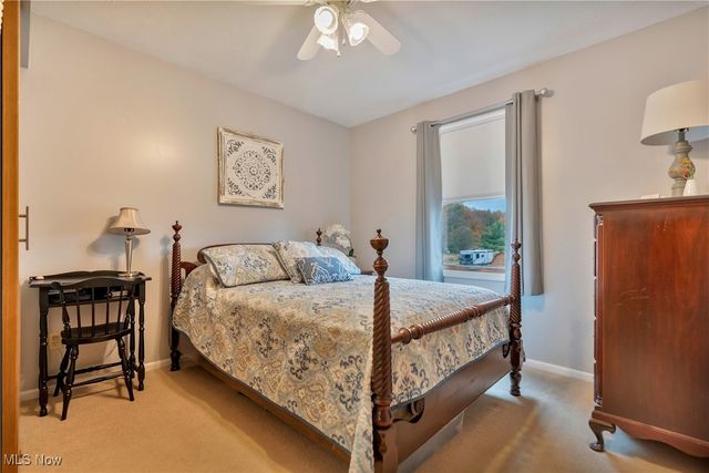 1702 Gulf Street NW, Uniontown, OH 44685