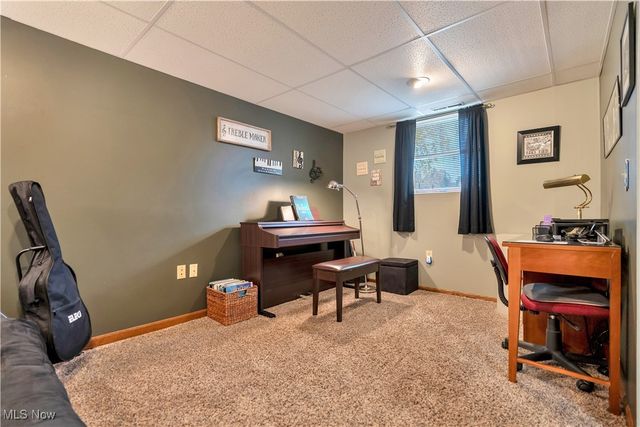 1702 Gulf Street NW, Uniontown, OH 44685