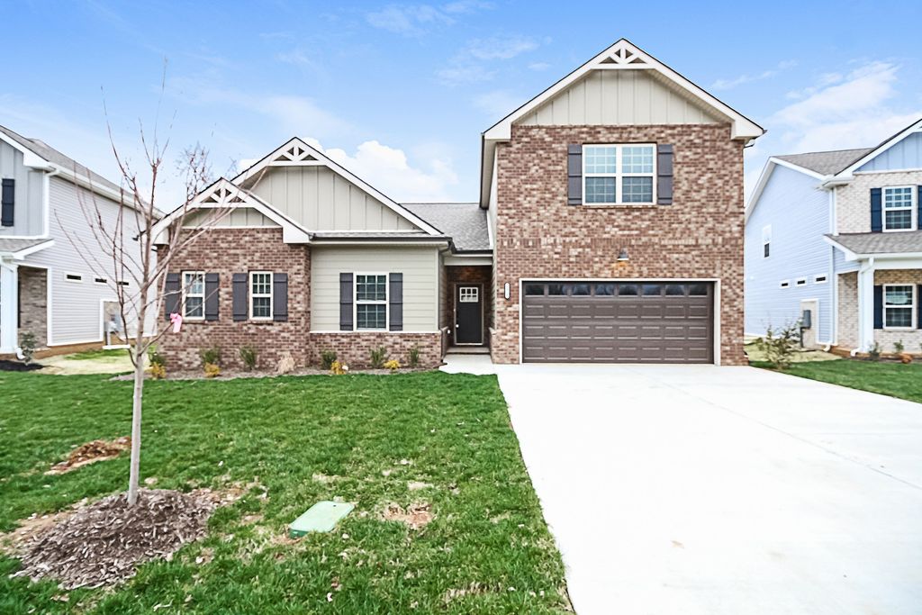 4018 Ella Cook Cir, Murfreesboro, TN 37129
