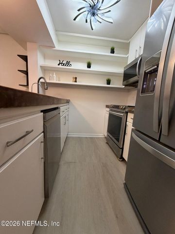 222 14TH Avenue 106, Jacksonville Beach, FL 32250