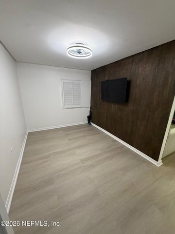 222 14TH Avenue 106, Jacksonville Beach, FL 32250