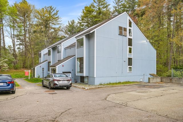 370 Great Rd 8, Acton, MA 01720