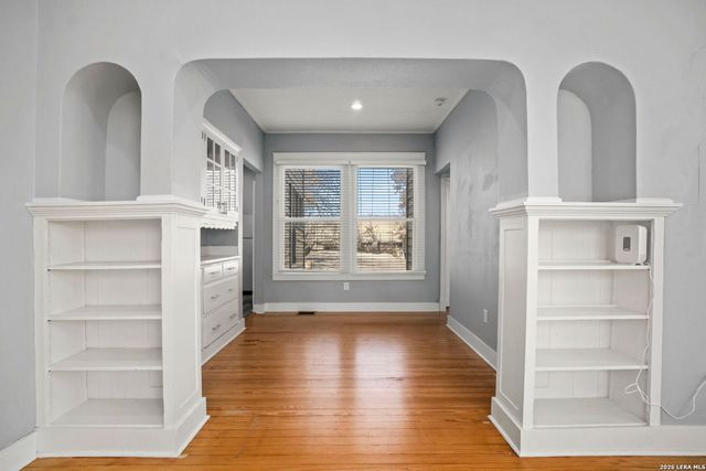 107 Willim, Alamo Heights, TX 78209