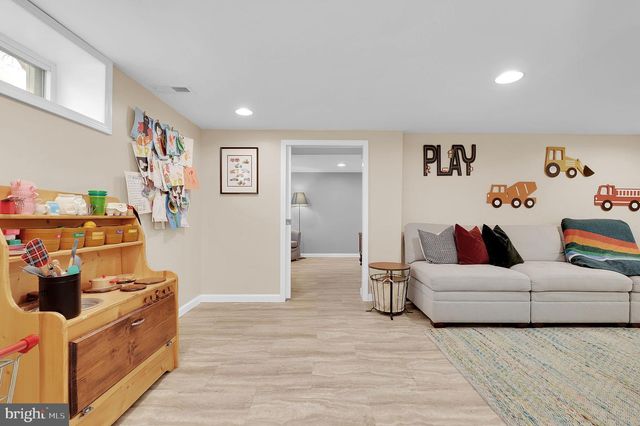9222 GROSS AVE, Laurel, MD 20723