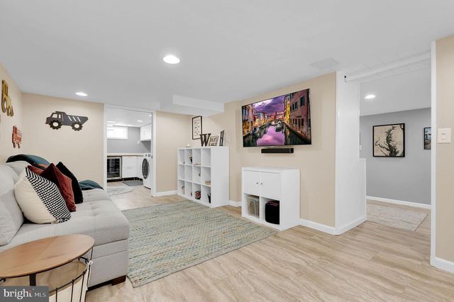 9222 GROSS AVE, Laurel, MD 20723