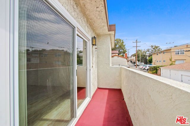 824 Maple Street, Santa Monica, CA 90405