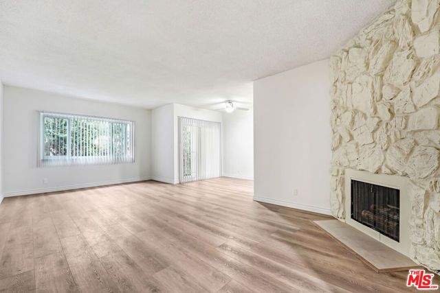 824 Maple Street, Santa Monica, CA 90405