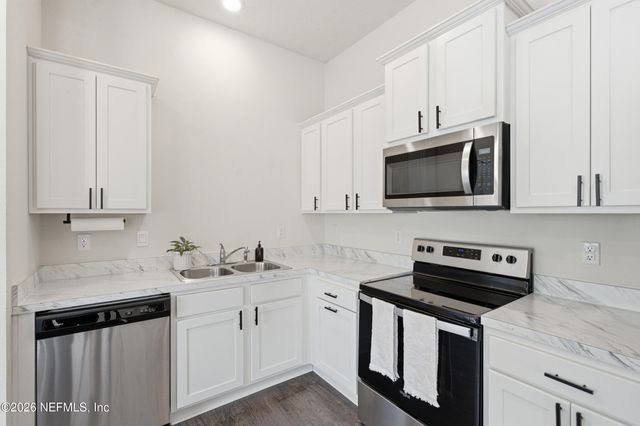 6015 BUCKING BRONCO Drive, Jacksonville, FL 32234