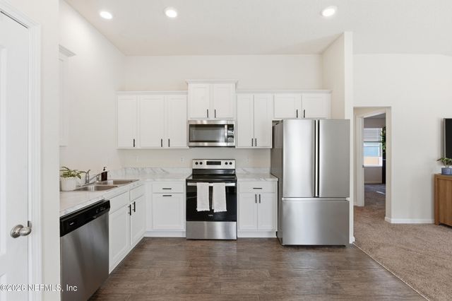 6015 BUCKING BRONCO Drive, Jacksonville, FL 32234