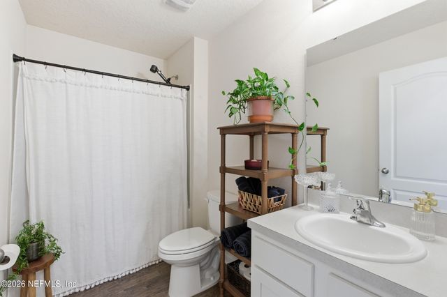 6015 BUCKING BRONCO Drive, Jacksonville, FL 32234