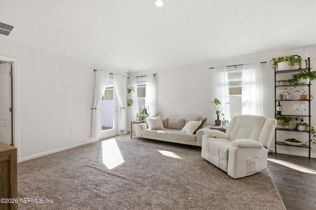 6015 BUCKING BRONCO Drive, Jacksonville, FL 32234