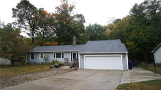 330 Hanna Drive, Tallmadge, OH 44278