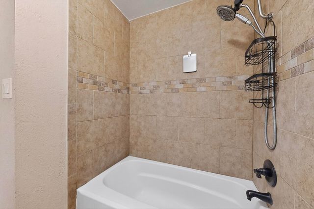 5644 Powers Street, The Colony, TX 75056