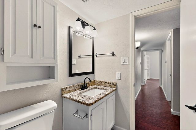 5644 Powers Street, The Colony, TX 75056