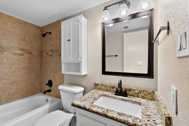 5644 Powers Street, The Colony, TX 75056