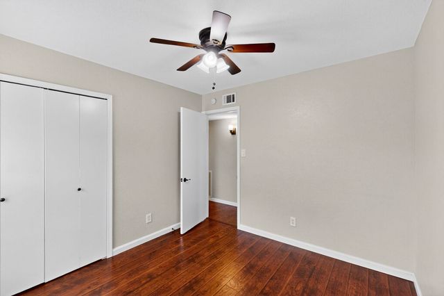5644 Powers Street, The Colony, TX 75056
