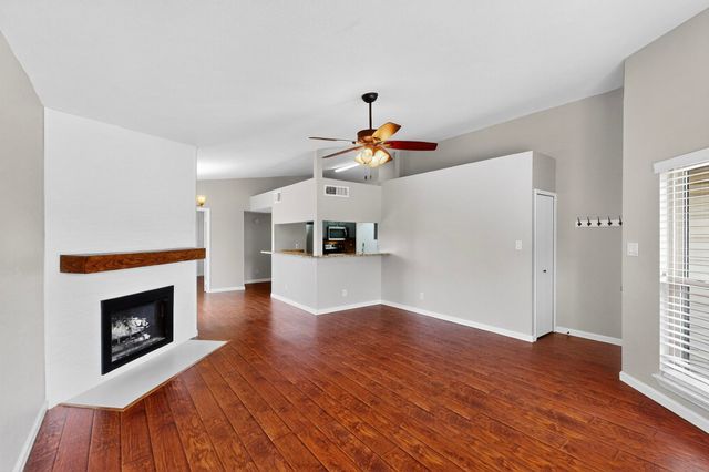5644 Powers Street, The Colony, TX 75056