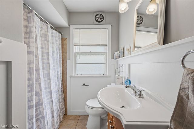 1631 Brainard Road, Lyndhurst, OH 44124