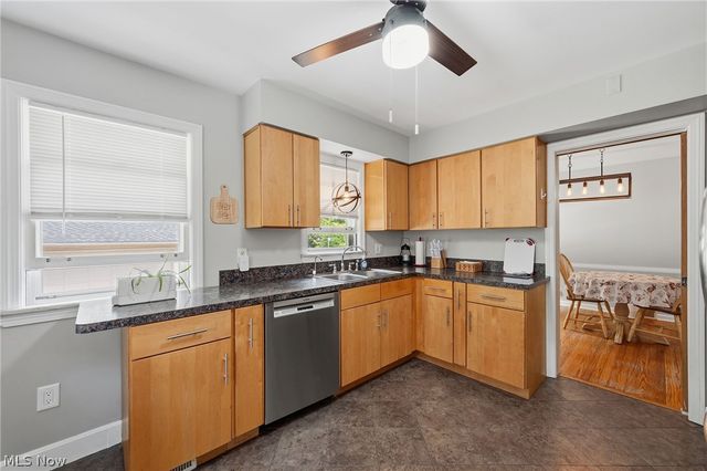 1631 Brainard Road, Lyndhurst, OH 44124