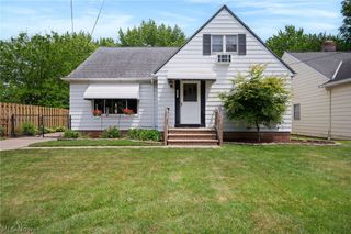 1631 Brainard Road, Lyndhurst, OH 44124