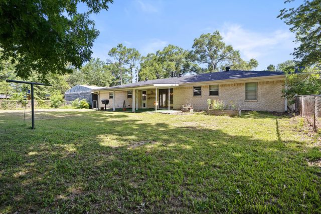 119 Billy Daniels, Mt Pleasant, TX 75455