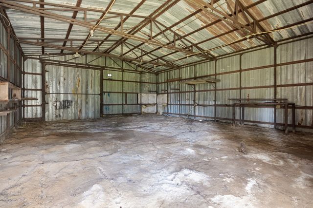 119 Billy Daniels, Mt Pleasant, TX 75455