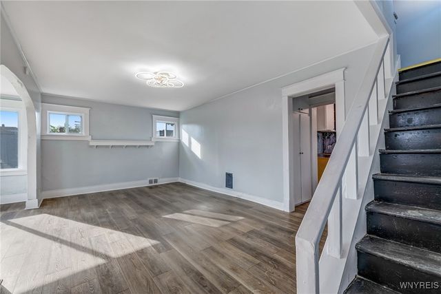 14 Roosevelt Avenue, Buffalo, NY 14215