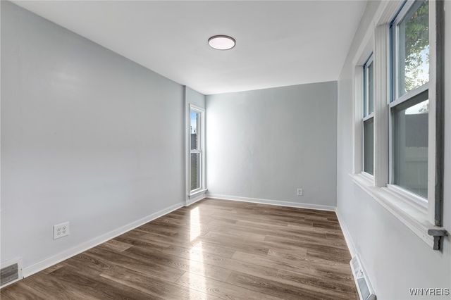 14 Roosevelt Avenue, Buffalo, NY 14215