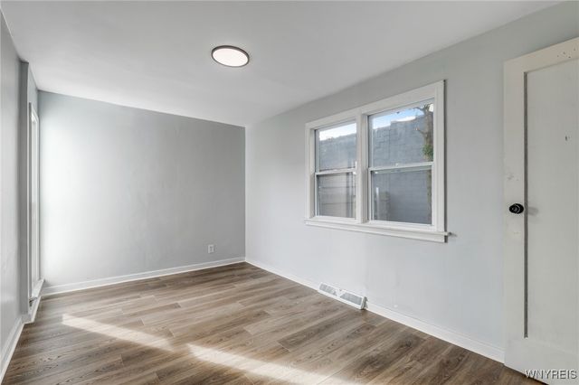 14 Roosevelt Avenue, Buffalo, NY 14215