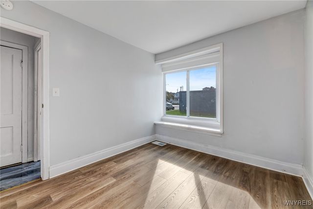 14 Roosevelt Avenue, Buffalo, NY 14215