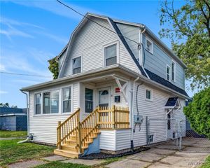 14 Roosevelt Avenue, Buffalo, NY 14215