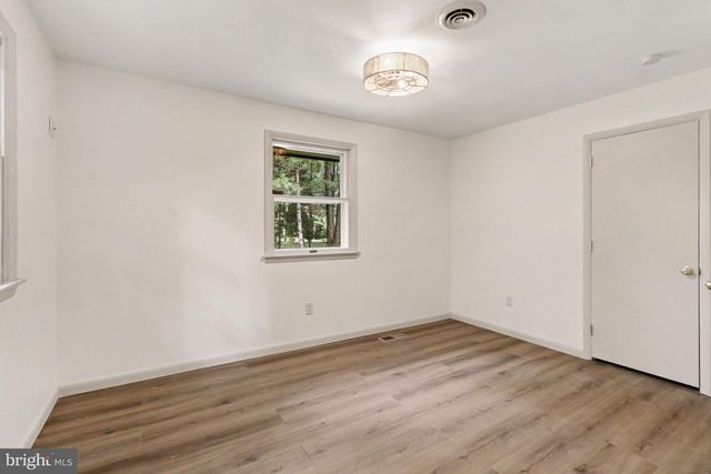300 TIMBER LN, Mt Gretna, PA 17064
